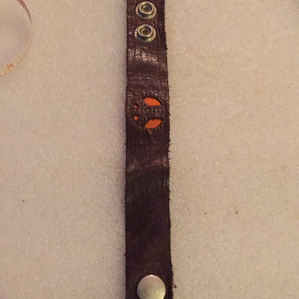 Leather peace bracelet